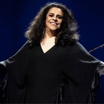 Adriana Calcanhotto fará show em homenagem a Gal Costa em Salvador